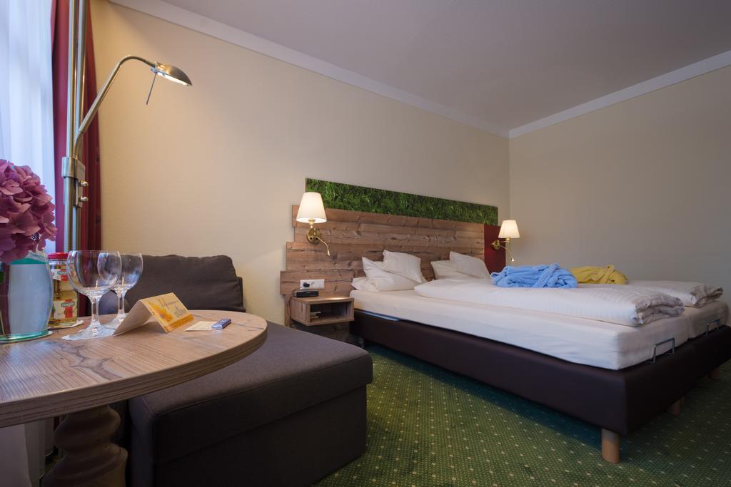 Hotel Quellenhof Bad Birnbach Eksteriør bilde