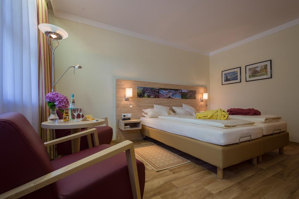 Hotel Quellenhof Bad Birnbach Eksteriør bilde